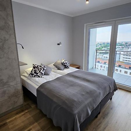 Apartament Bulgarska 59 - Sypialnia I Salon - 40M2 - Self Check In 24H Poznań Esterno foto